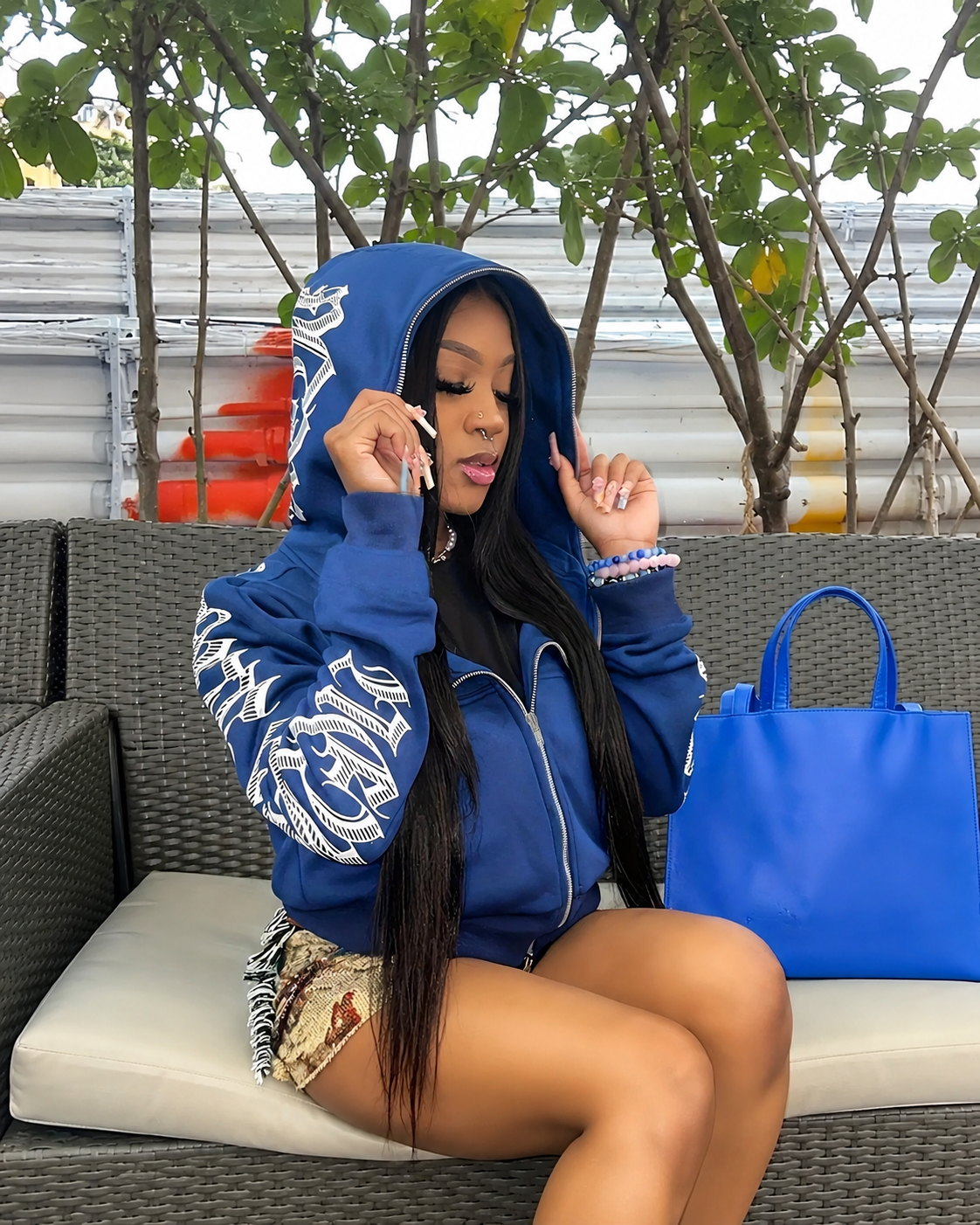 Women's Zipped Hoodie